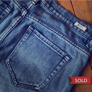 *SOLD* Brandy Melville high waisted jeans